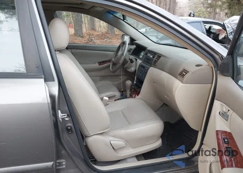 2004 Toyota Corolla Le z USA, uszkodzony, nr VIN 2T1BR32E54C183710